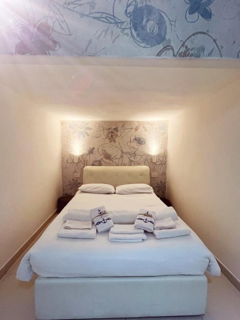 Lu House Appartamento Bastione Cagliari Bagian luar foto