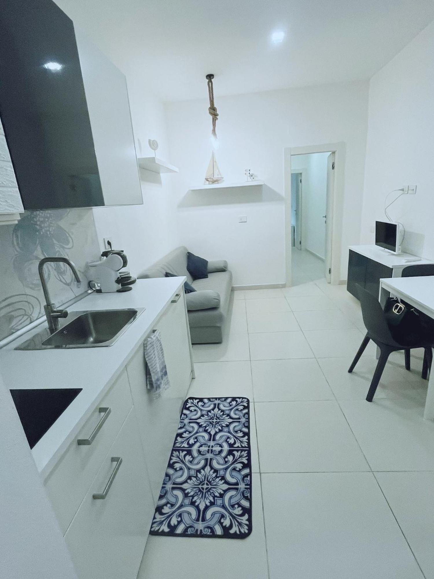 Lu House Appartamento Bastione Cagliari Bagian luar foto